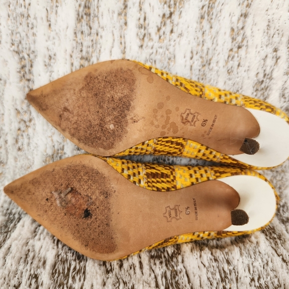 Tory Burch "Penelope" Yellow Textured Woven Cap Toe Pumps | Women's Size 6.5 - Picture 11 of 13